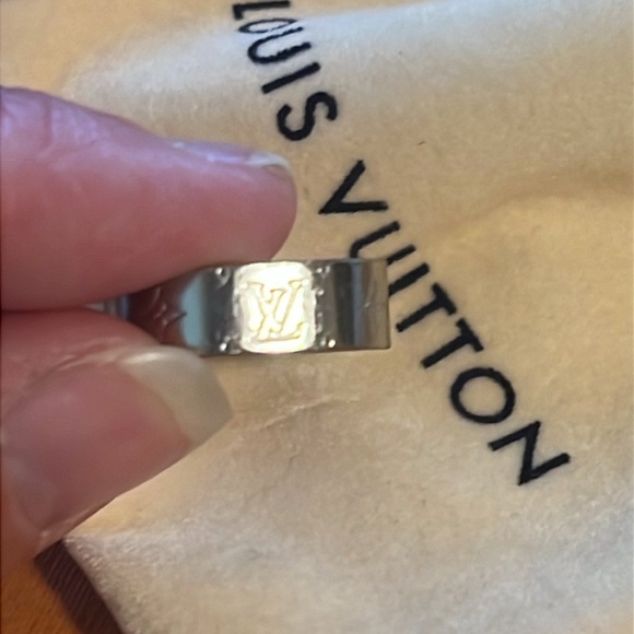 LV Nanogram Palladium Ring - Picture 5 of 10